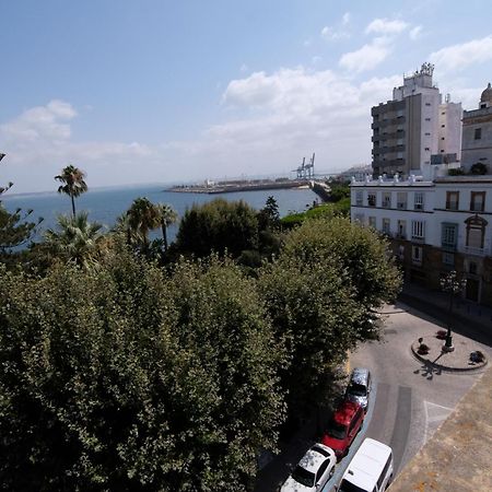 Fabuloso Atico Con Vistas Al Mar Cadiz Bagian luar foto