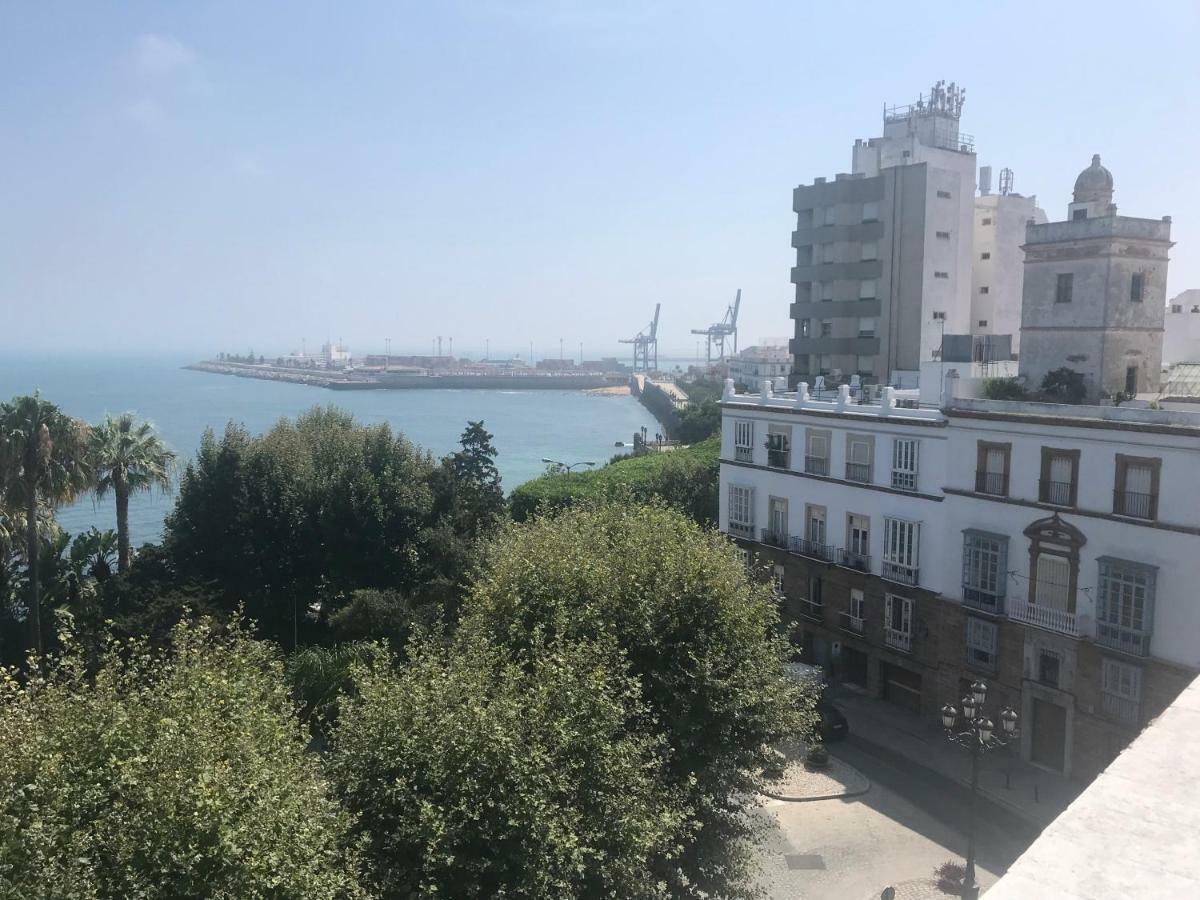 Fabuloso Atico Con Vistas Al Mar Cadiz Bagian luar foto
